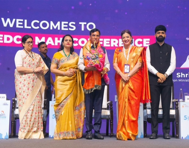 Impact-to-Inspiration-Women-Shaping-the-Nation-for-Viksit-Bharat-2047-Take-Centre-Stage-at-5th-NAREDCO-Mahi-Convention.jpg