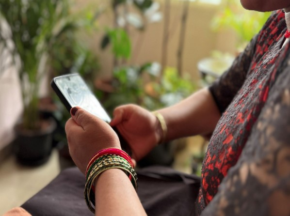 Research-exposes-how-women-in-India-are-being-abused-shamed-and-silenced-online.jpg